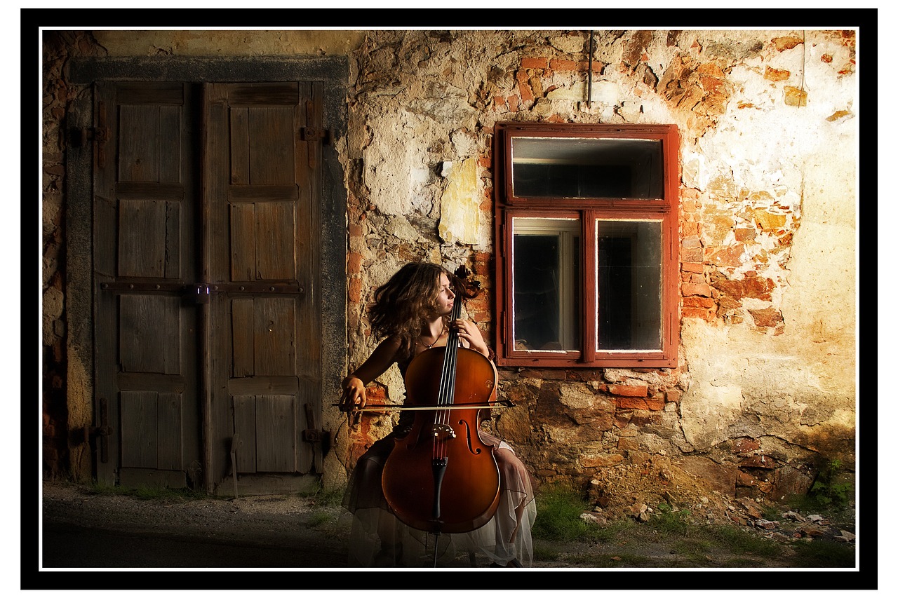 Individuele fotoframes aan creatieve muurdecoratie